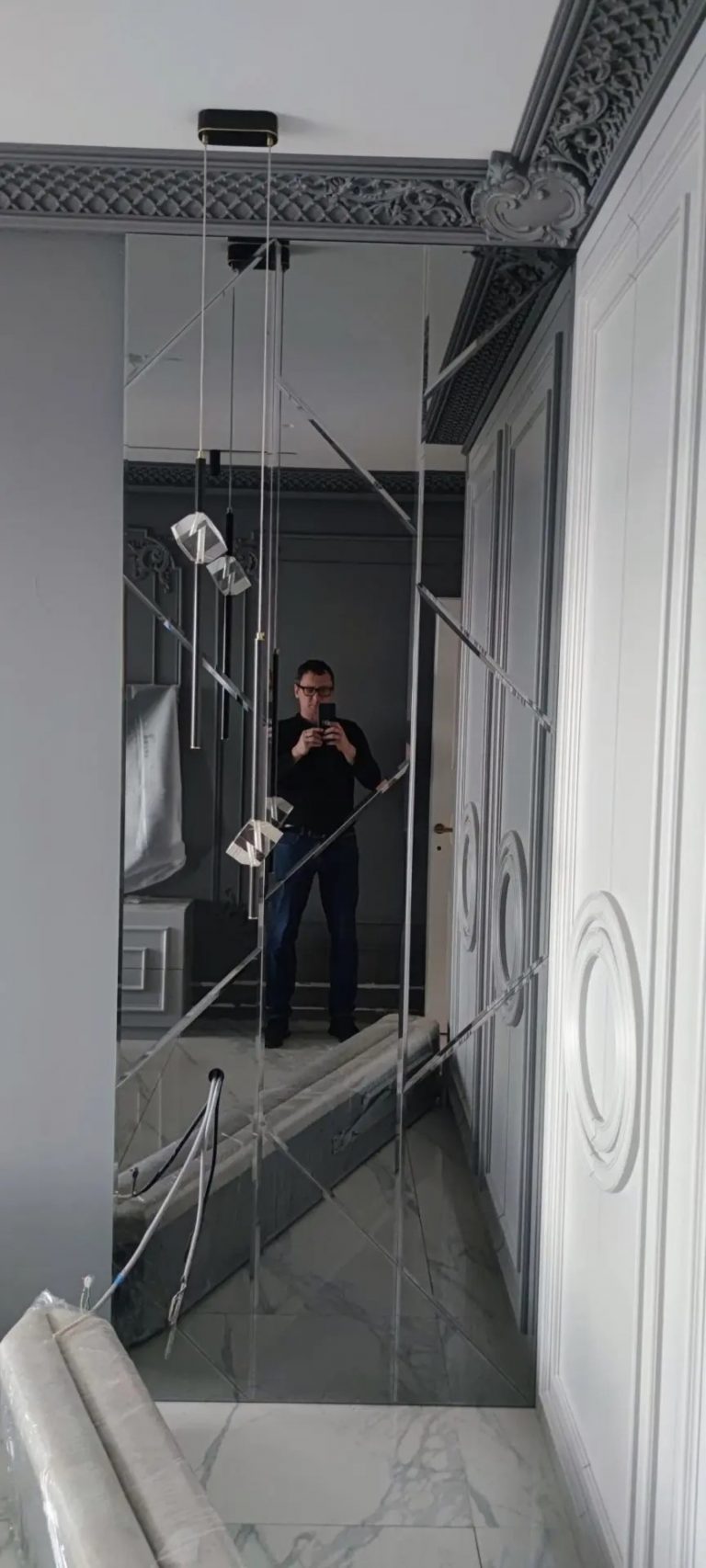 Зеркальное панно из многоугольников с фацетом