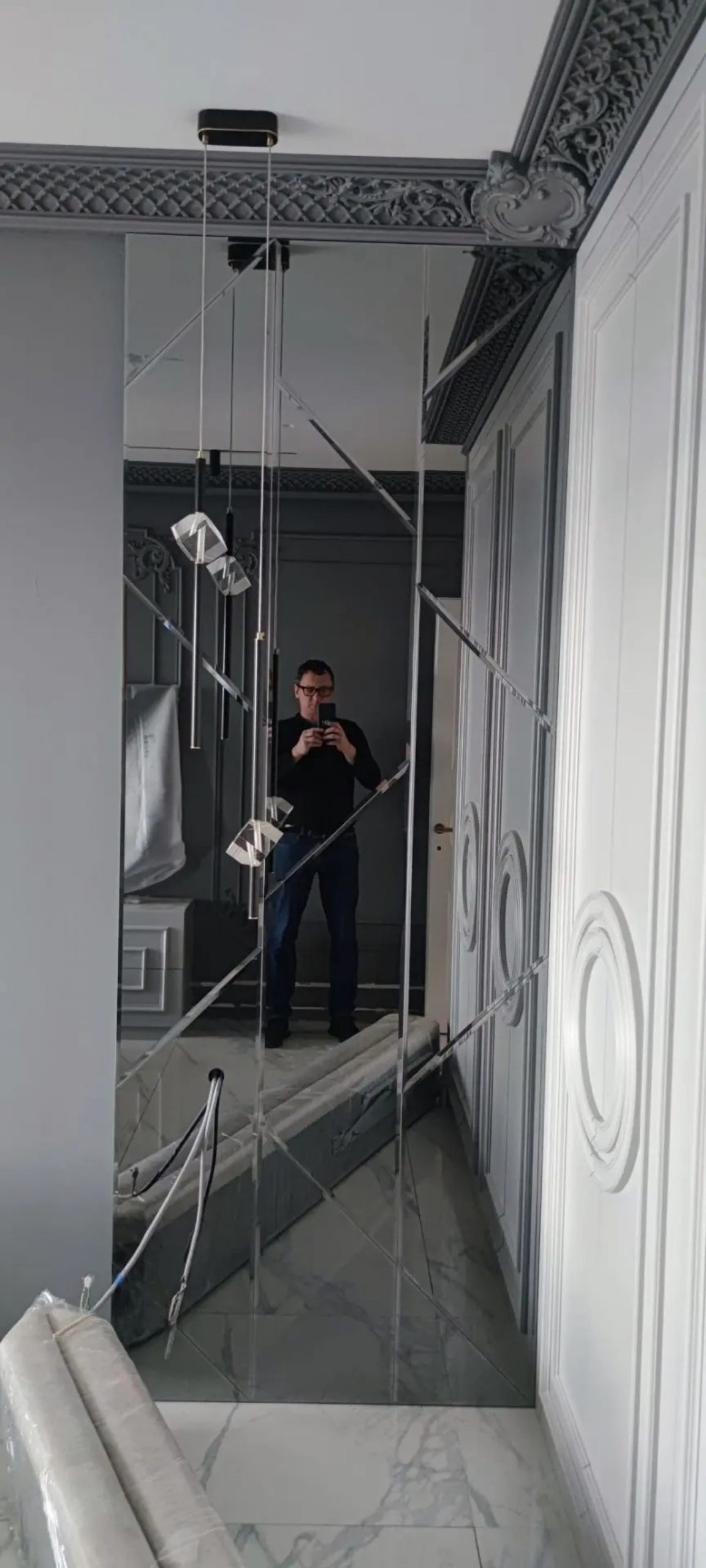 Зеркальное панно из многоугольников с фацетом